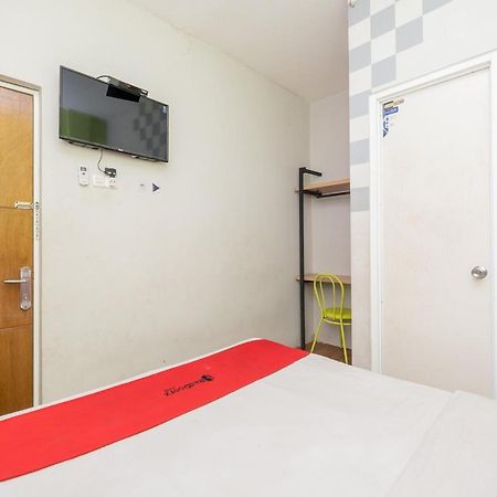 Reddoorz @ Darmo Surabaya Hotell Eksteriør bilde