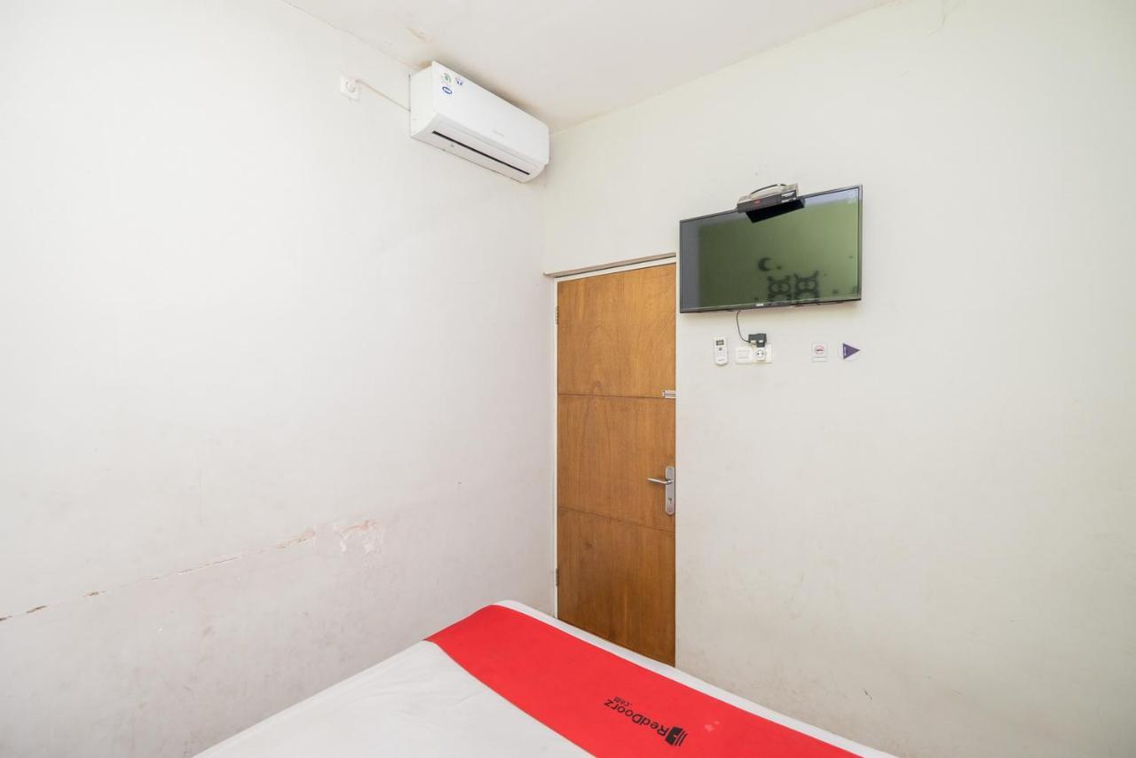 Reddoorz @ Darmo Surabaya Hotell Eksteriør bilde